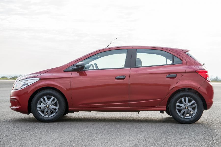  Chevrolet Onix Joy 2016 года  (фото 11 из 29)